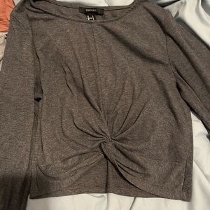 cute gray long sleeve crop top with a front knot s/m